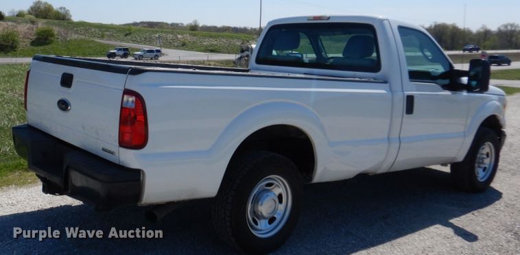 image for item IY9627 2013 Ford F350 Super Duty  pickup truck