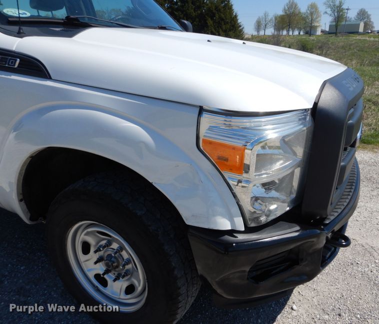 image for item IY9627 2013 Ford F350 Super Duty  pickup truck