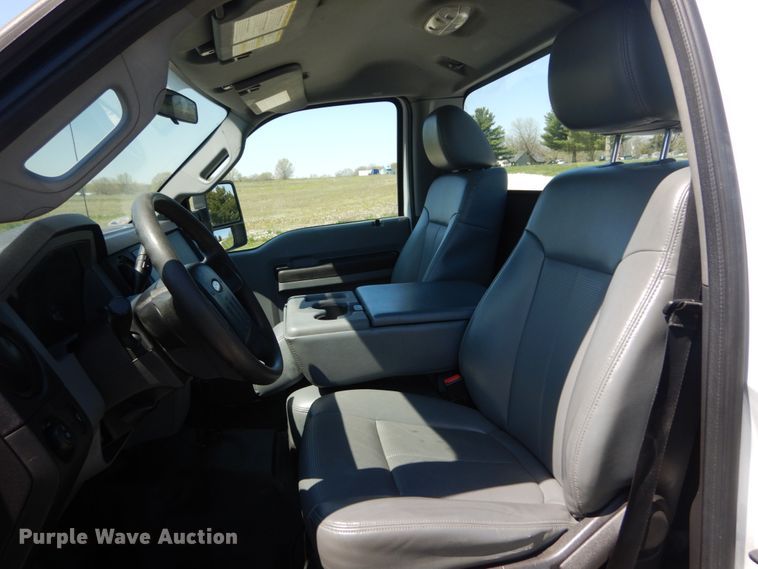 image for item IY9627 2013 Ford F350 Super Duty  pickup truck