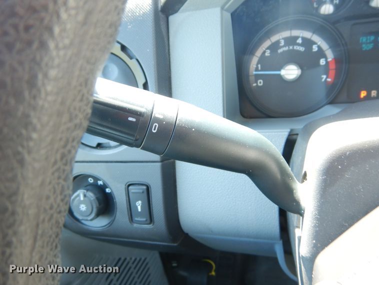 image for item IY9627 2013 Ford F350 Super Duty  pickup truck