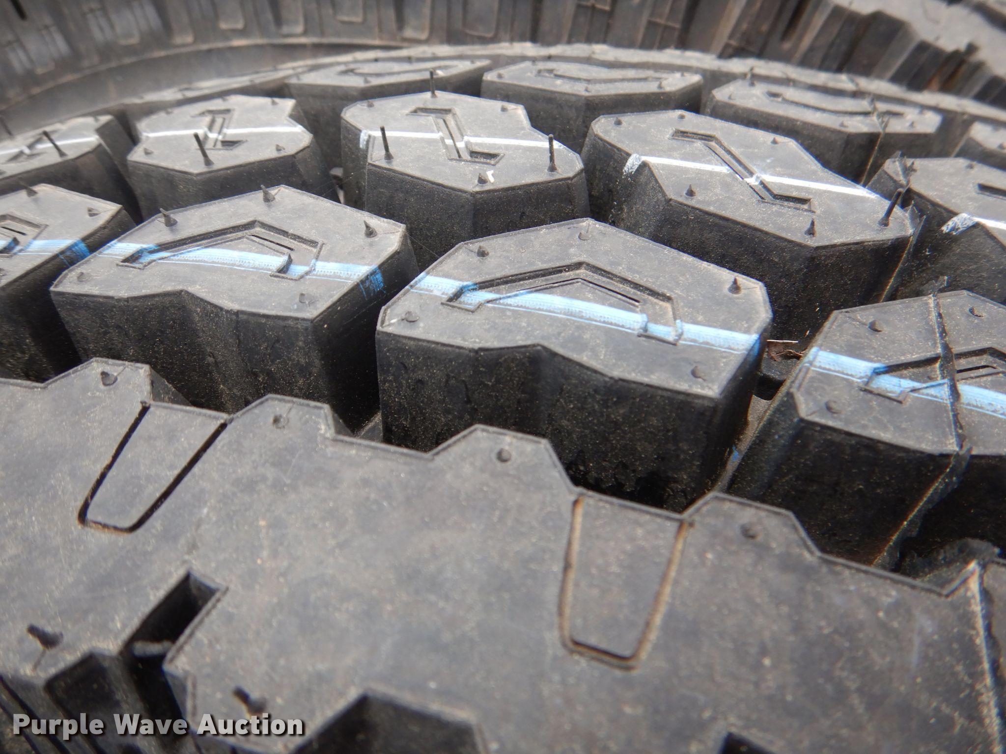 (4) Samson GL266D 11R24.5 tires in Checotah, OK Item HL9372 sold