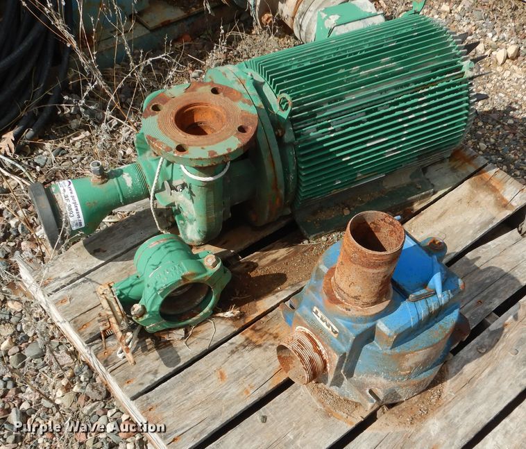 image for item AF9893 Water pump