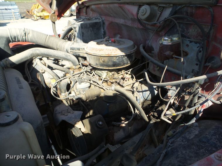 image for item DA7094 1982 Ford F700  dump truck