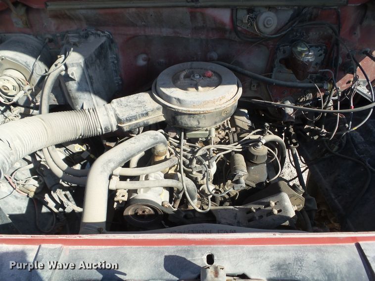 image for item DA7094 1982 Ford F700  dump truck