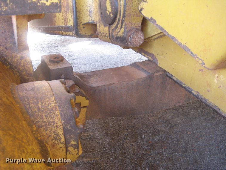 image for item DC1486 2008 Caterpillar D6T XW  crawler dozer