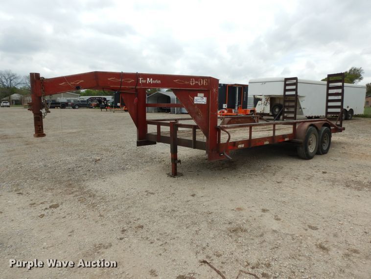 image for item DC2169 1999 Towmaster utility trailer