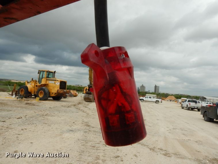 image for item DC2169 1999 Towmaster utility trailer