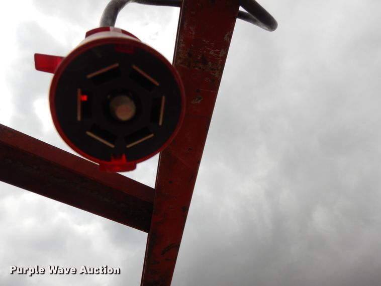 image for item DC2169 1999 Towmaster utility trailer