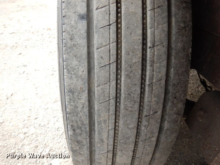 image for item DC2169 1999 Towmaster utility trailer