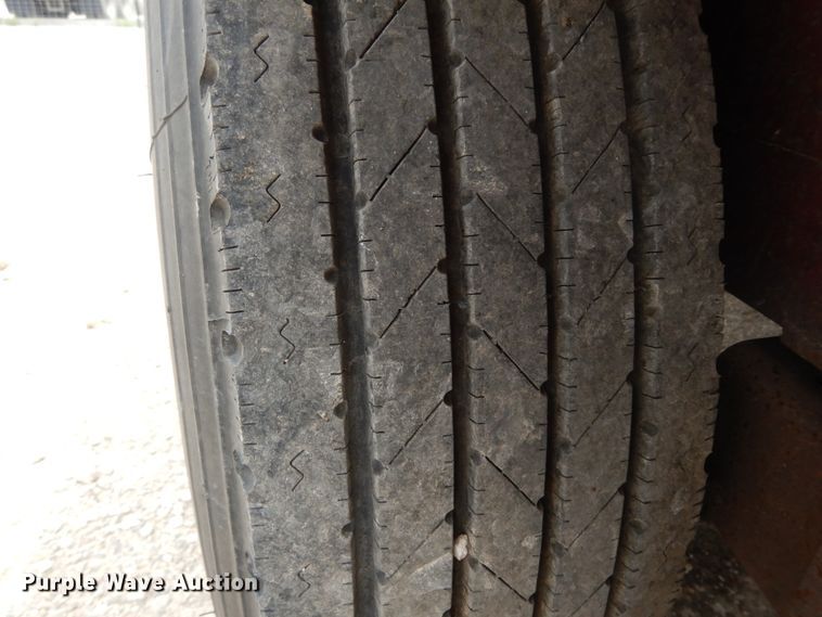 image for item DC2169 1999 Towmaster utility trailer