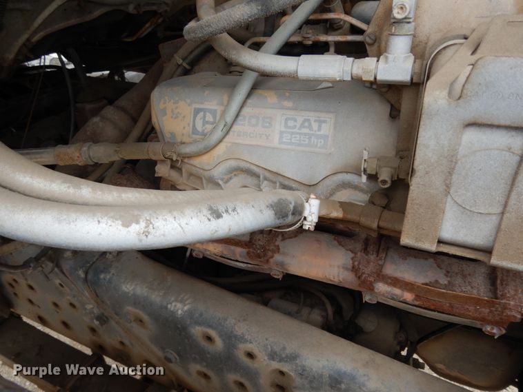 image for item DC2176 1984 Ford LTS8000  oil distributor truck