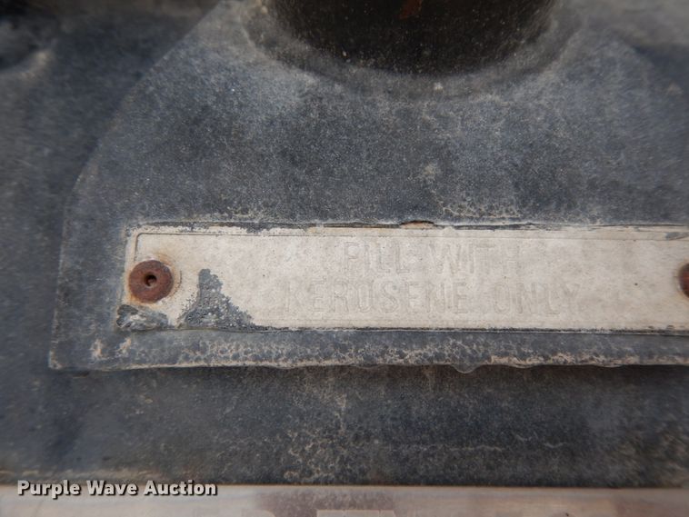 image for item DC2176 1984 Ford LTS8000  oil distributor truck