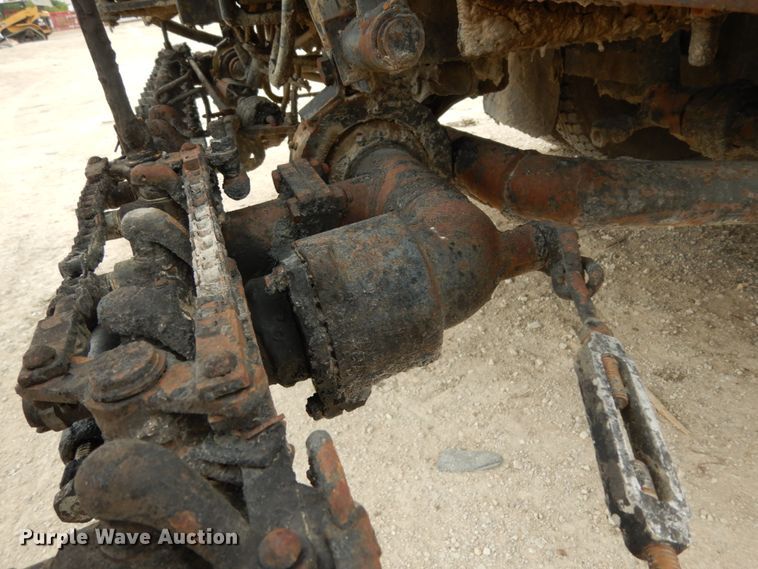 image for item DC2176 1984 Ford LTS8000  oil distributor truck