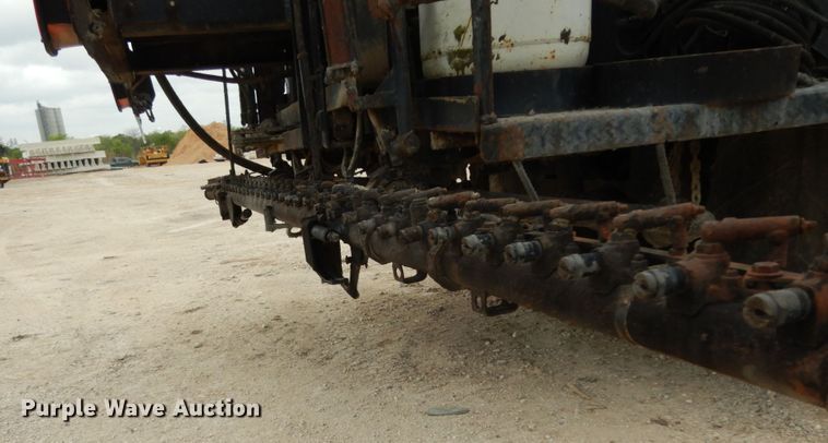 image for item DC2176 1984 Ford LTS8000  oil distributor truck