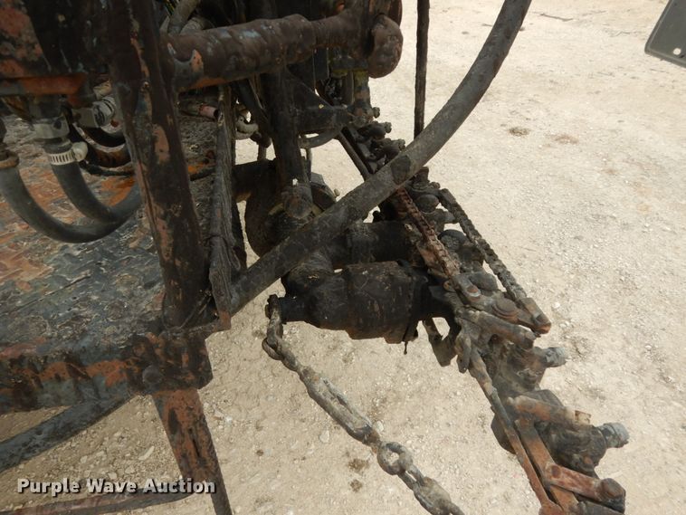 image for item DC2176 1984 Ford LTS8000  oil distributor truck