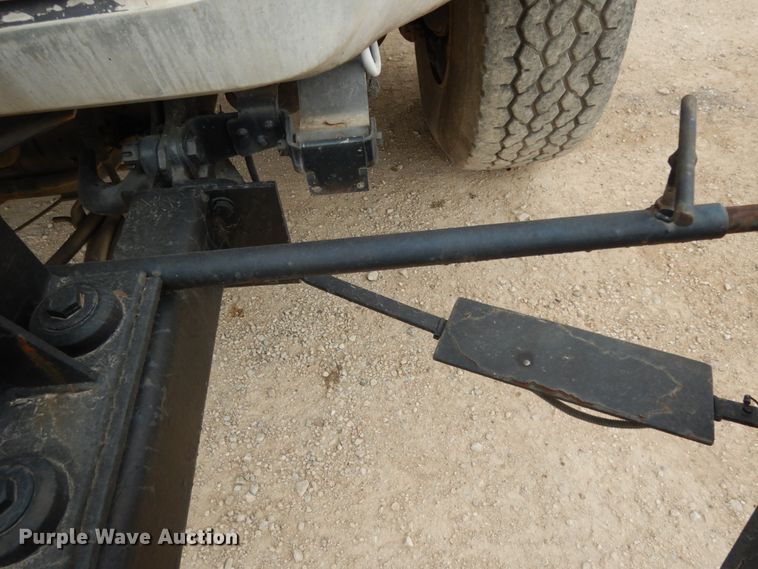 image for item DC2176 1984 Ford LTS8000  oil distributor truck