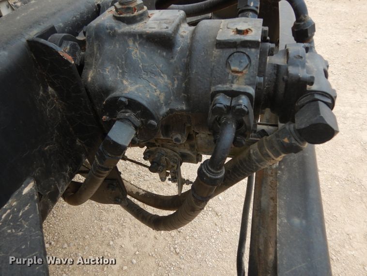 image for item DC2176 1984 Ford LTS8000  oil distributor truck