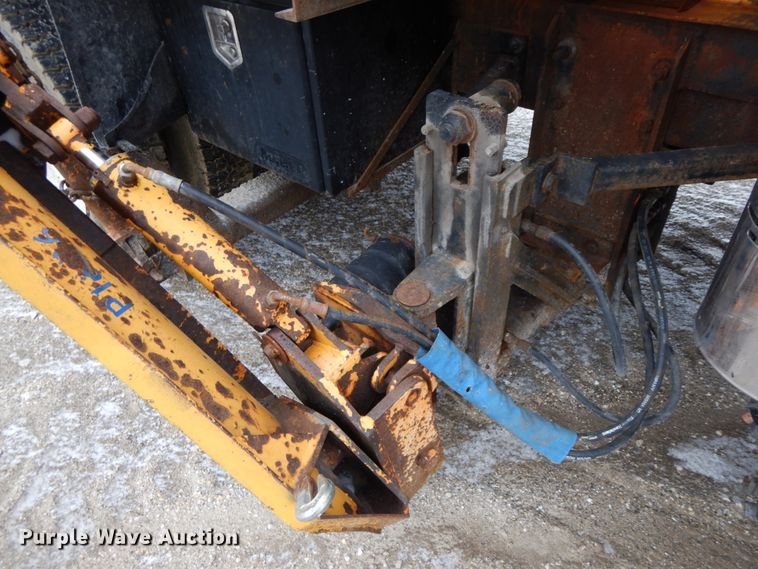 image for item DF6374 2006 International 7400  dump truck