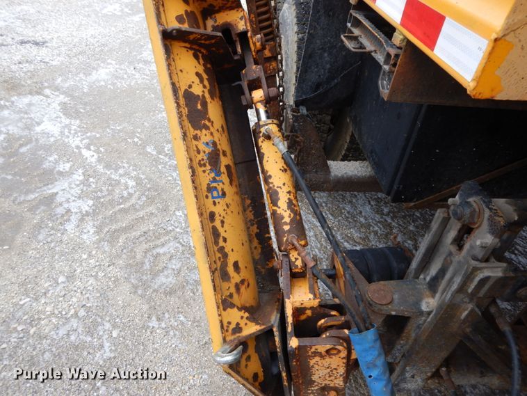 image for item DF6374 2006 International 7400  dump truck