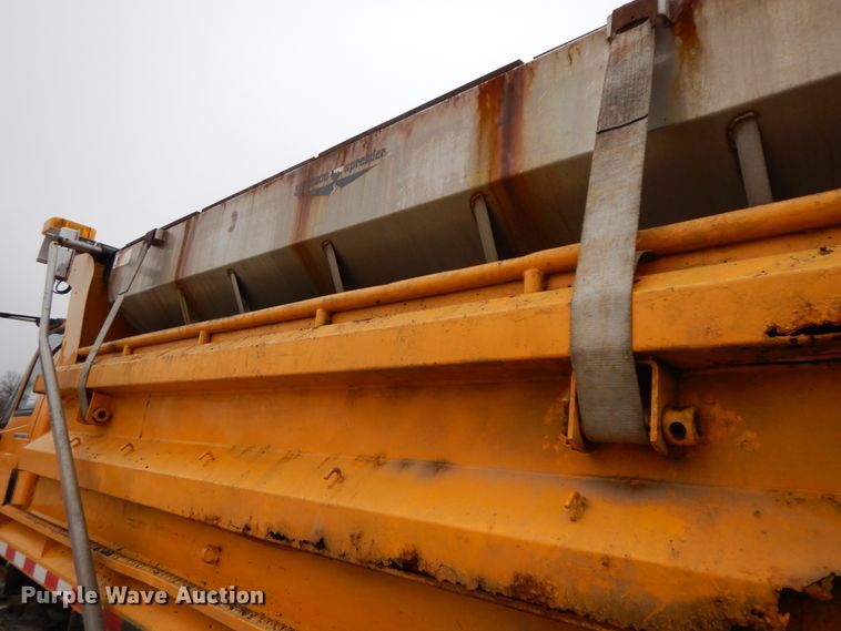 image for item DF6374 2006 International 7400  dump truck