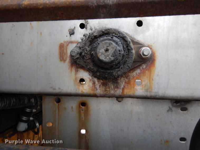 image for item DF6374 2006 International 7400  dump truck