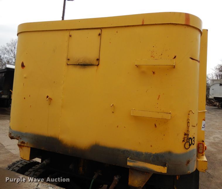 image for item DF6765 1980 Dorsey  end dump trailer