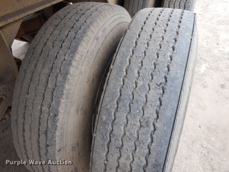 image for item DF6765 1980 Dorsey  end dump trailer