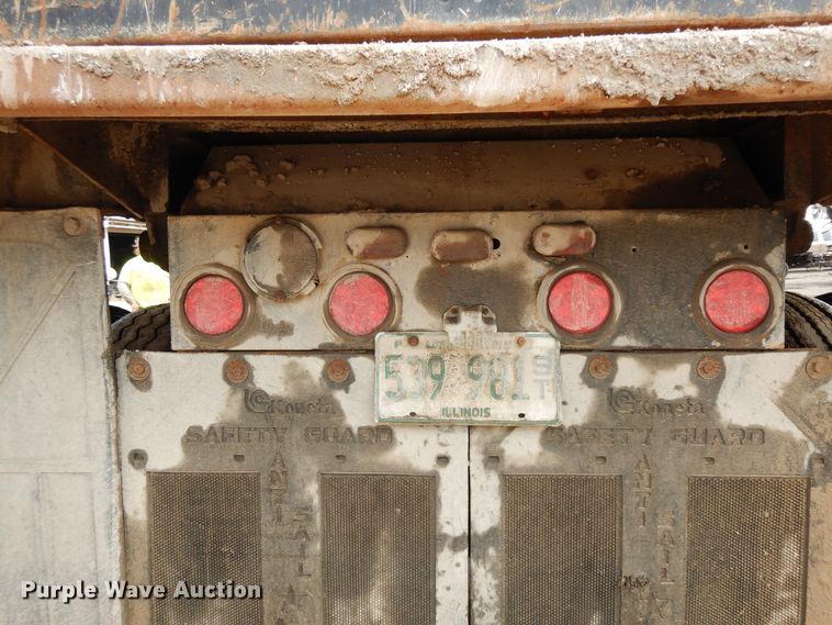 image for item DF6767 1979 Summit  end dump trailer