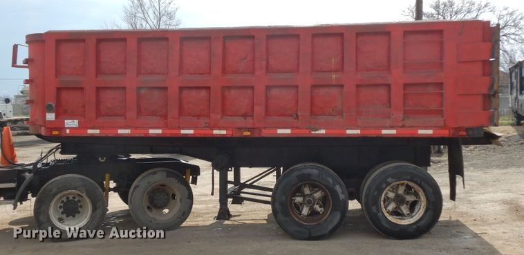 image for item DF6768 1970 Trailco  end dump trailer