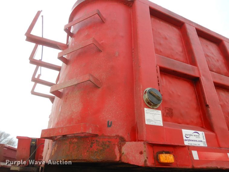 image for item DF6768 1970 Trailco  end dump trailer