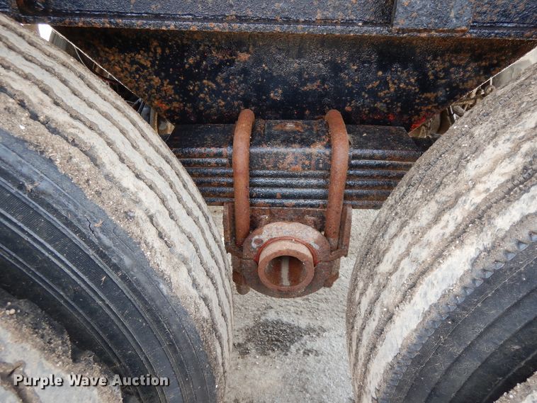 image for item DF6768 1970 Trailco  end dump trailer