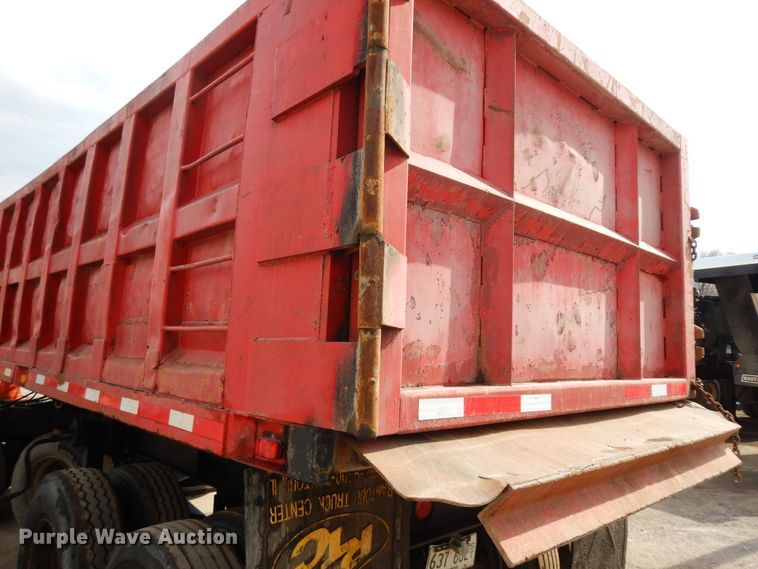 image for item DF6768 1970 Trailco  end dump trailer