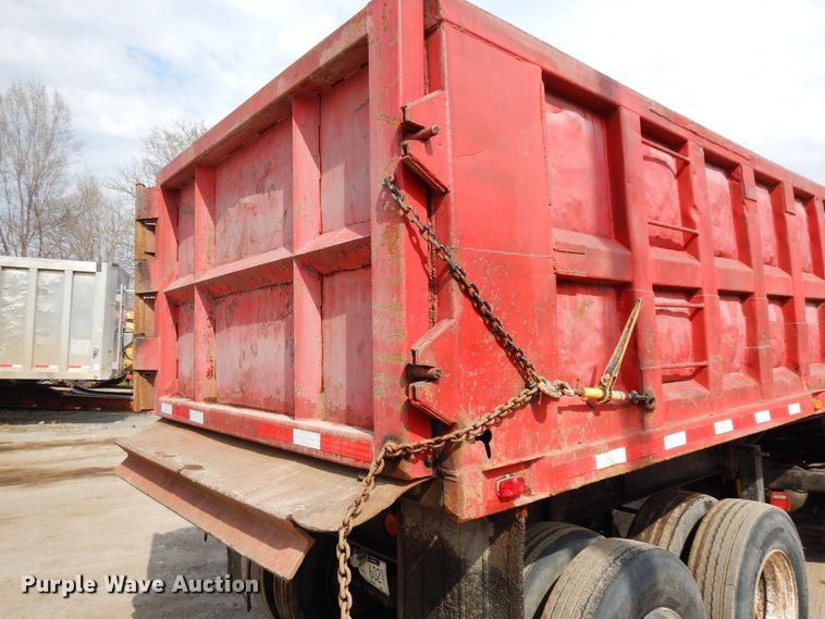 image for item DF6768 1970 Trailco  end dump trailer