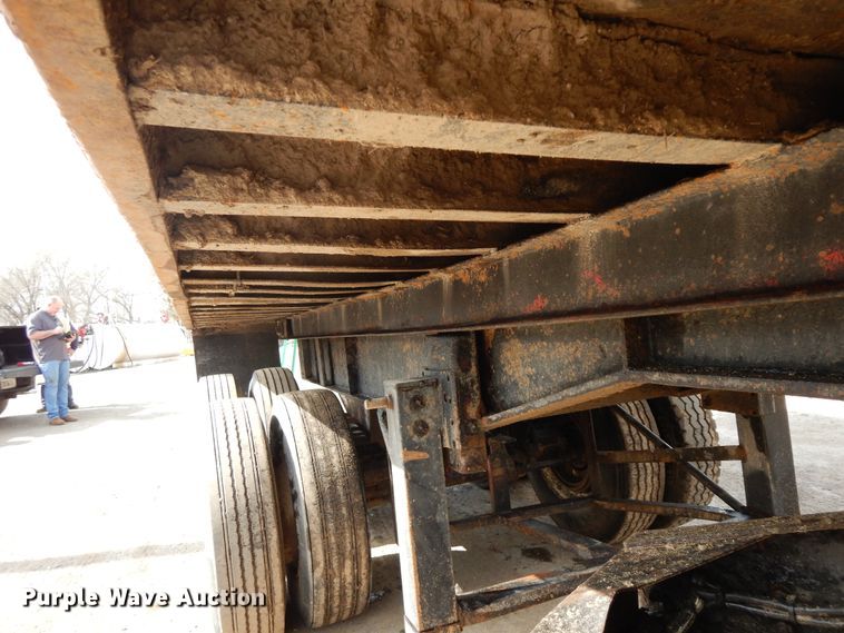 image for item DF6768 1970 Trailco  end dump trailer