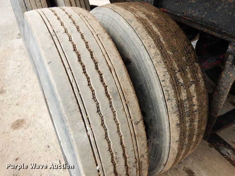 image for item DF6768 1970 Trailco  end dump trailer