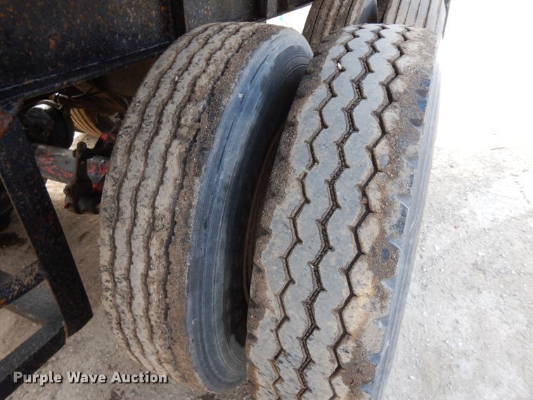 image for item DF6768 1970 Trailco  end dump trailer