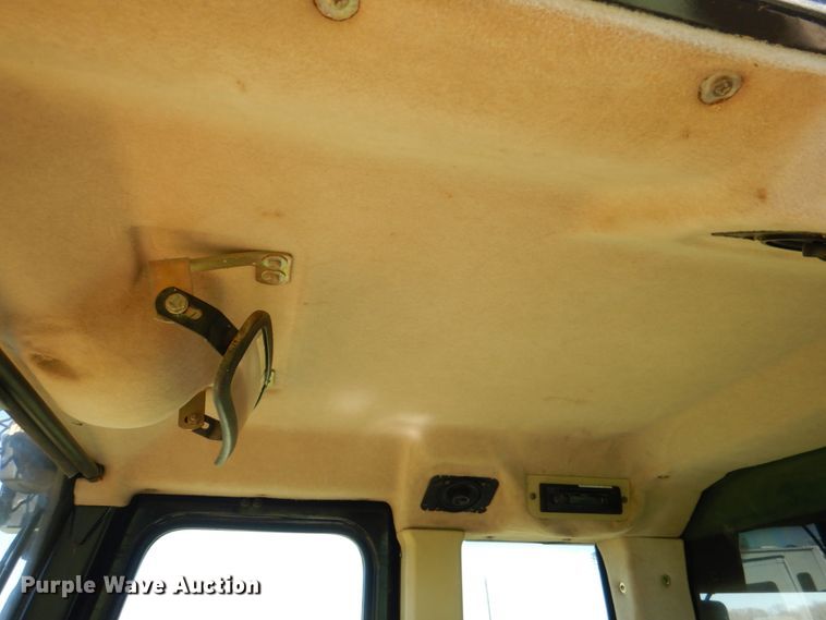 image for item DH5480 2003 Caterpillar 963C  track loader