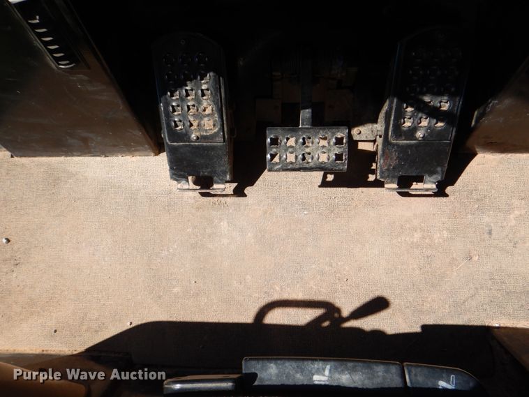 image for item DH5480 2003 Caterpillar 963C  track loader