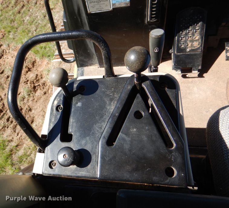 image for item DH5480 2003 Caterpillar 963C  track loader