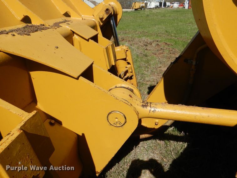 image for item DH5480 2003 Caterpillar 963C  track loader