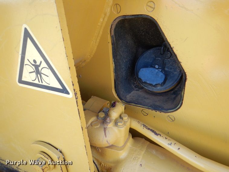 image for item DH5480 2003 Caterpillar 963C  track loader