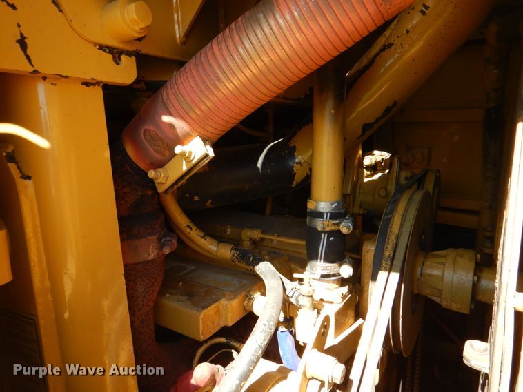 image for item DH5480 2003 Caterpillar 963C  track loader