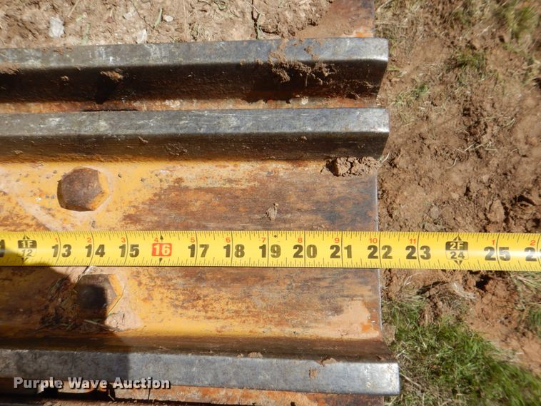 image for item DH5480 2003 Caterpillar 963C  track loader