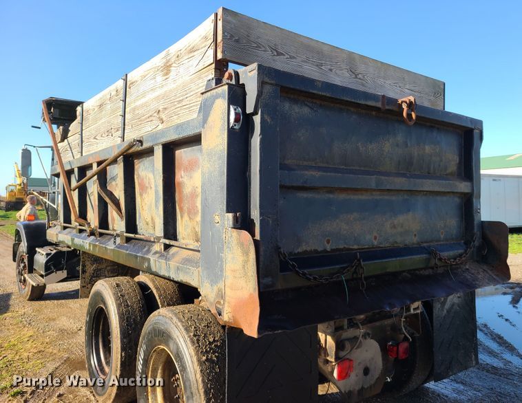 image for item DH5874 1979 GMC General  dump truck