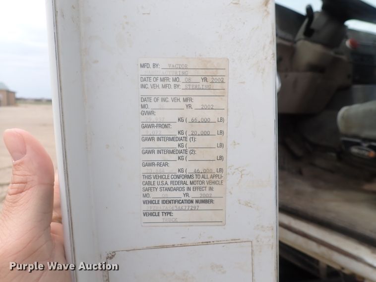 image for item DI4728 2003 Sterling L-Line  vacuum truck