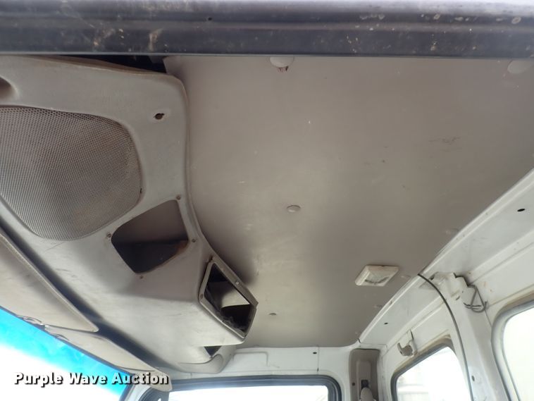 image for item DI4728 2003 Sterling L-Line  vacuum truck