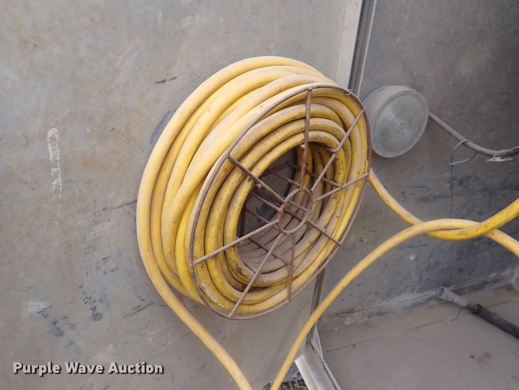 image for item DI4728 2003 Sterling L-Line  vacuum truck