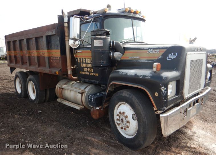 image for item DJ0393 1980 Mack RS600L  dump truck