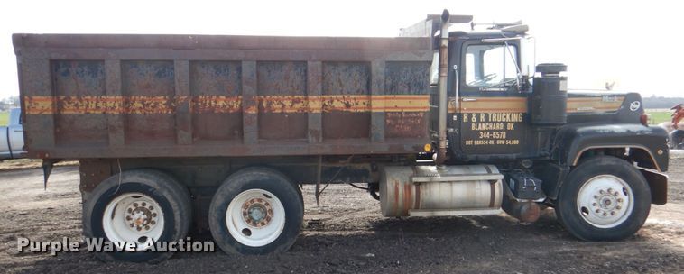 image for item DJ0393 1980 Mack RS600L  dump truck