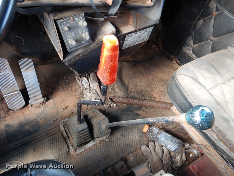 image for item DJ0393 1980 Mack RS600L  dump truck